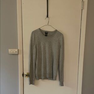 Lord & Taylor Light Gray Women's Sweater